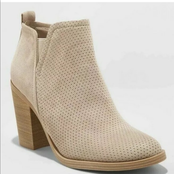 Universal Thread Shoes - Avalyn Women’s Microsuede Laser Cut Booties